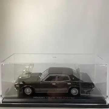 아셰트 닛산 글로리아 330 (1975)