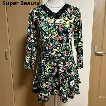 Super Beauty 슈퍼 뷰티 꽃무늬 비쥬 레이스 튜닉