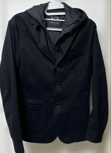 Armani Exchange 블랙 테일러드 자켓