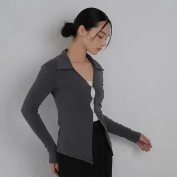 지옹 후크 클로징 톱스 챠콜