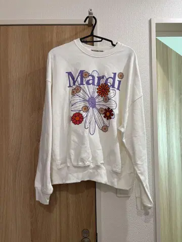 mardi mercredi 맨투맨 새상품 미사용품 화이트 공식 매장 구매