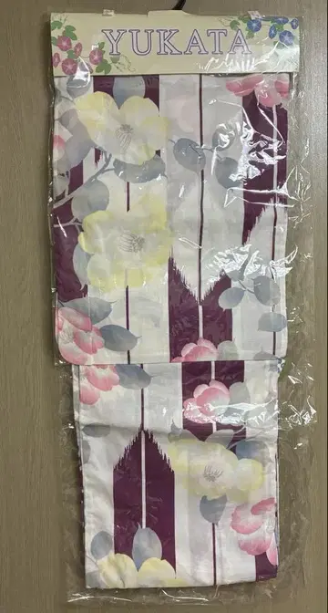새상품 유카타 여성용 화이트 보라색 노랑 핑크 꽃무늬 성숙/러블리