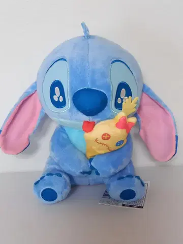 스티치 봉제 인형