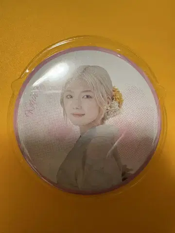 사쿠라자카46 후지요시 카린 캔뱃지