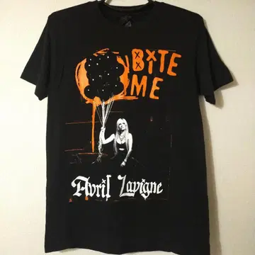레어 새상품급 아빌 라빈 BITE ME 티셔츠 M 2022 투어