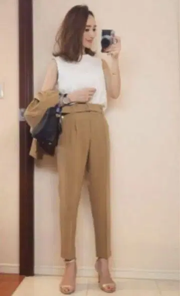 PLST 플라스테 테이퍼드 팬츠 벨트 포함 레이나 호시