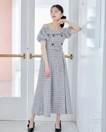 안미르 오프숄드 트렌치풍 원피스