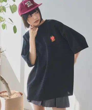 PAGE BOY 메니 베리 티셔츠