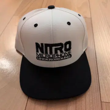 NITRO MICROPHONE UNDERGROUND 캡
