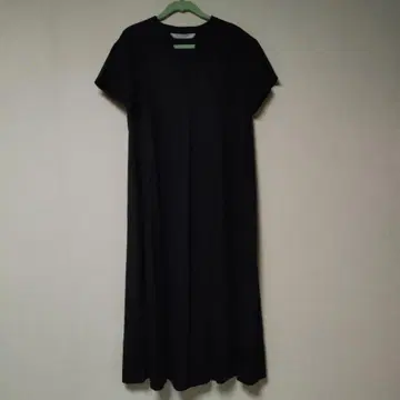 레이빔즈 턱 키 넥 원피스