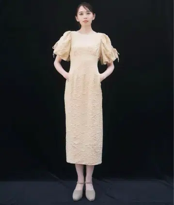 자카드 볼륨 슬리브 원피스
