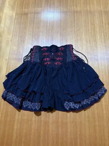 오즈 오네스트 숏 팬츠