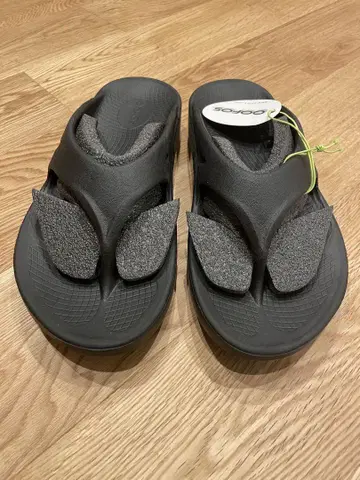 OOFOS OORIGINAL 유니섹스 블랙