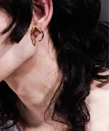 d'heygere Signet (Ear)Ring 귀걸이