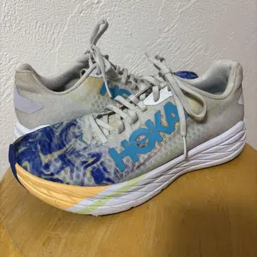 HOKA 러닝화 로켓 X