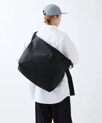 meltum 나일론 메신저 백 BLACK 미사용품