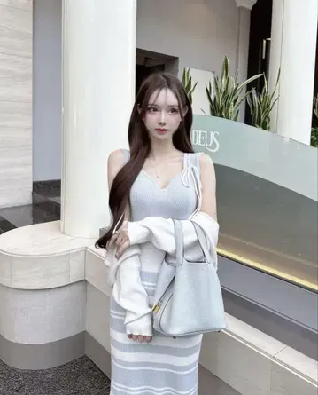 Lumignon Riobon border nermaid dress 블루