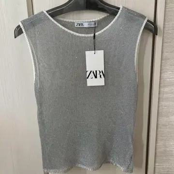 새상품 자라 실버 슬리브리스 티셔츠 S