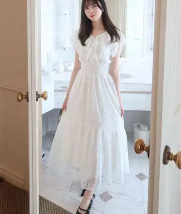 백 리본 레이스 민소매 원피스