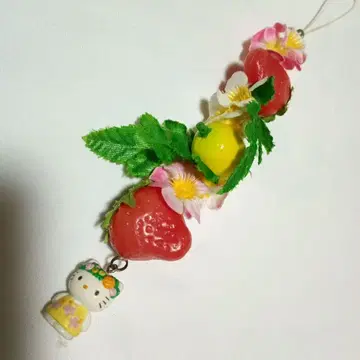 초레어 헬로키티 스트랩 핸드폰 스트랩