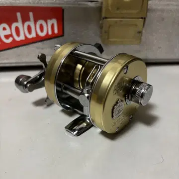 ABU Ambassadeur 1500C 베이트 릴 샴페인 골드