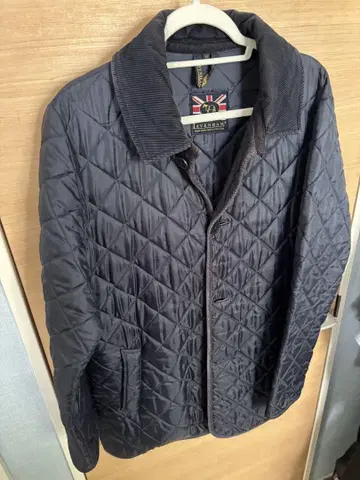 LAVENHAM (라벤햄) 퀼팅 자켓 네이비 컬러