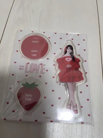 오타니 에미리 아크릴 스탠드 =LOVE
