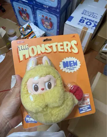 THE MONSTERS Wacky Mart 이어폰 케이스 새우 플라이