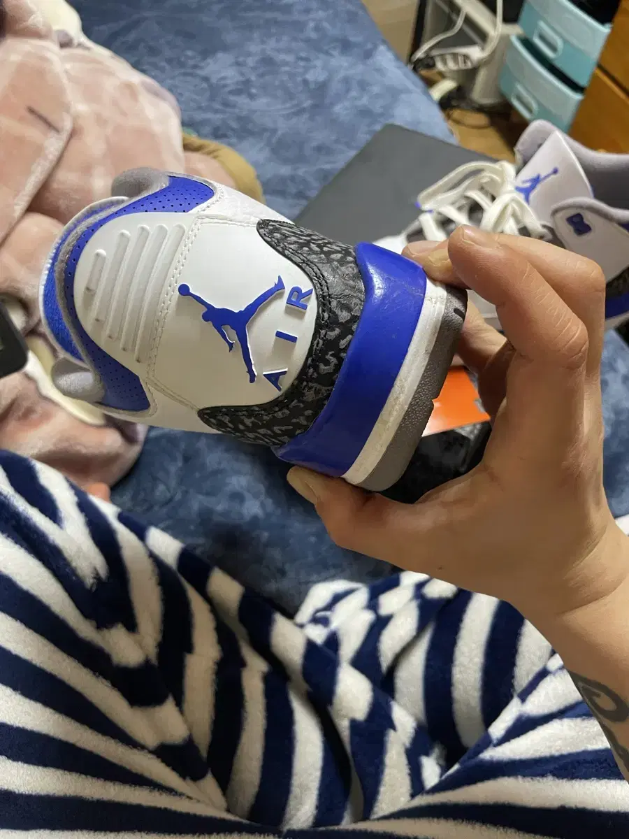 Product Details - 5