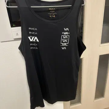 RVCA 블랙 탱크탑