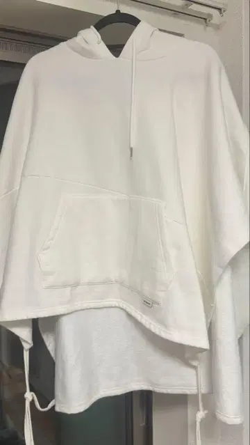 오버 사이즈 판초 후드티