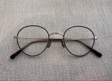 OLIVER PEOPLES 라운드 안경 케이스 포함
