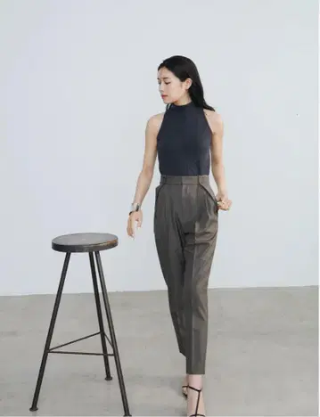 로브 블랑 Double button Tapered pants