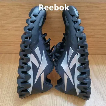 리복 지그 펄스 4 / Zig Pulse 4 Shoes 블랙