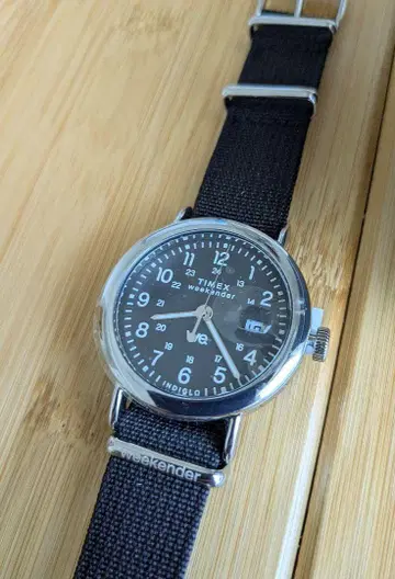 새상품 타이맥스 위켄더 37mm 손목시계 TX-TW2W85700
