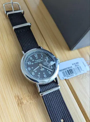 새상품 타이맥스 위켄더 37mm 손목시계 TX-TW2W85700