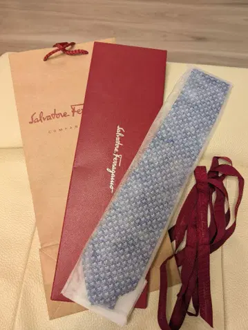 Salvatore Ferragamo 페라가모 블루 계열 넥타이