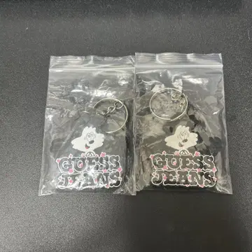 GUESS JEANS & VERDY 키링