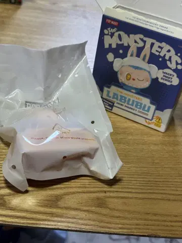 POP MART LABUBU 미니 마켓 마그넷 피규어