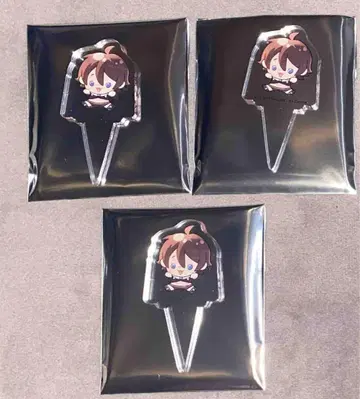 NU 카니발 애니 카페 아크릴 피크 걸