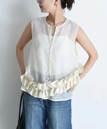 Eimee Law 아치 프릴 시어 베스트