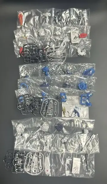기동전사 건담 피규어 3개