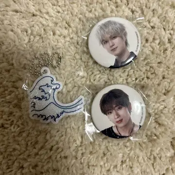 INI 가챠가챠