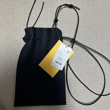 헤리 키치카쿠 포치 찰름