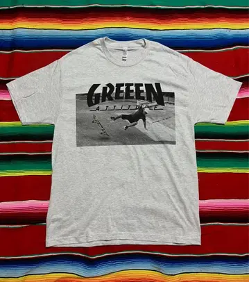 greeen 티셔츠