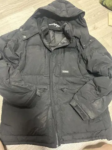 XLARGE 블랙 다운 자켓