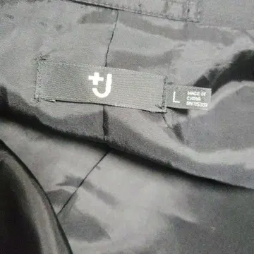 컨디션 최상 L 유니클로 +J 질 샌더 울 모헤어 타이트 핏 자켓