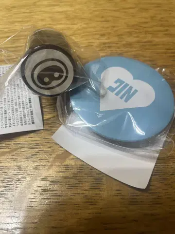 RUNSEOKJIN in JAPAN 스탬프 캡슐 토이 캔뱃지 세트