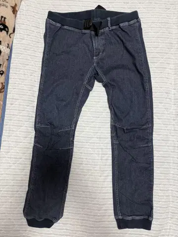 RoKX 다크 블루 데님 팬츠