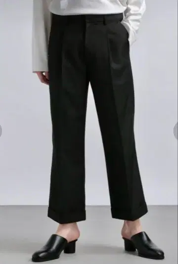 HARE 22SS 새상품급 밑단 더블 앵클 팬츠 블랙 M 사이즈